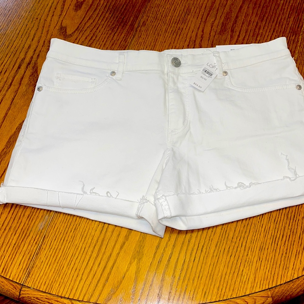 NWT Loft white denim shorts size 30
